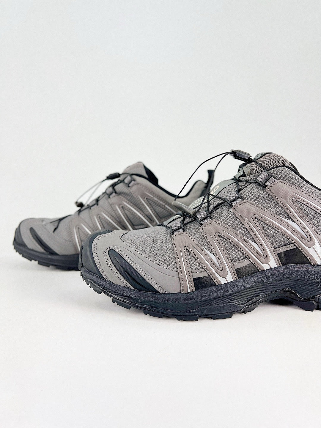 Salomon XT-6 S-LAB GTX Taupe Grey Sneakers, Unisex Gore-Tex Hiking Shoes