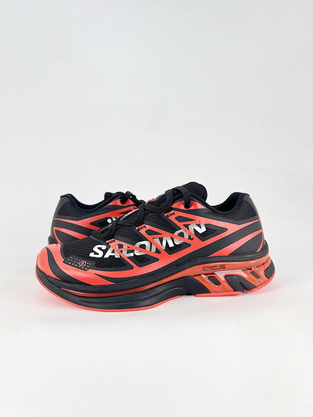 Salomon XT-MM6 MM6 Maison Margiela Collaborative Sneakers Unisex Black Cherry Tomato
