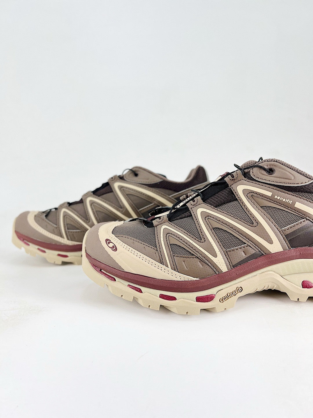 Salomon XT Quest GTX Vintage Brown Khaki Outdoor Trail Sneakers Unisex