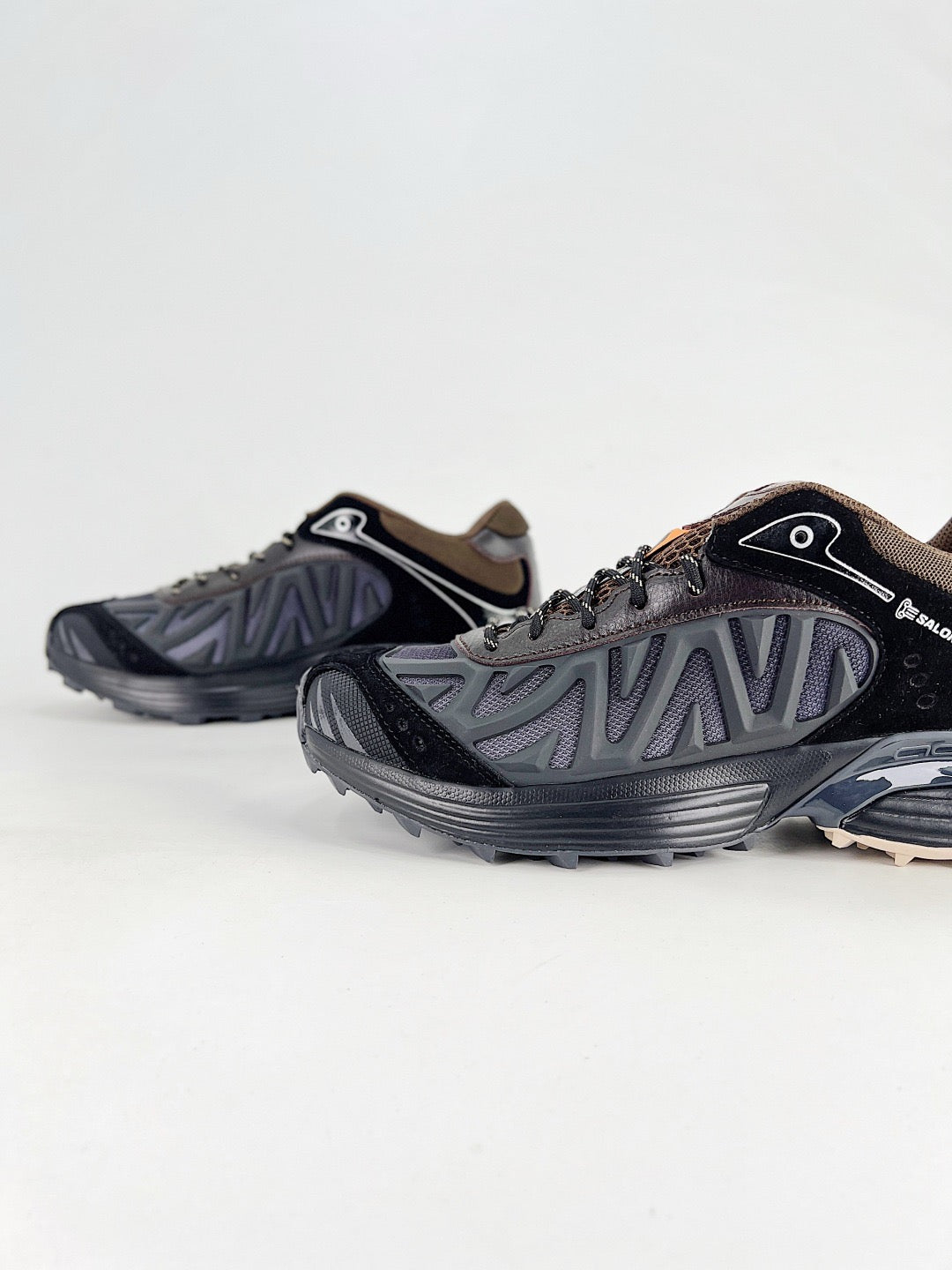 Salomon XT-6 Advanced Sneaker Black Dark Brown Trail Shoes Unisex
