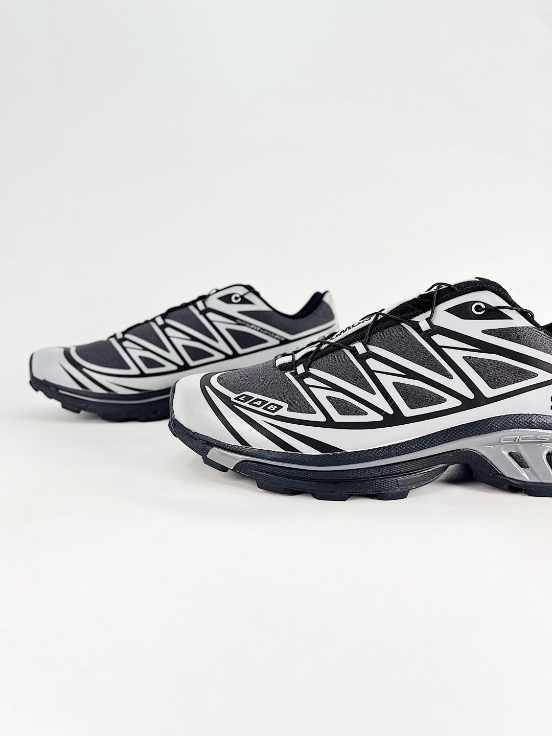 Salomon XT-6 S-LAB Sneaker Silver White Black Trail Shoes Unisex