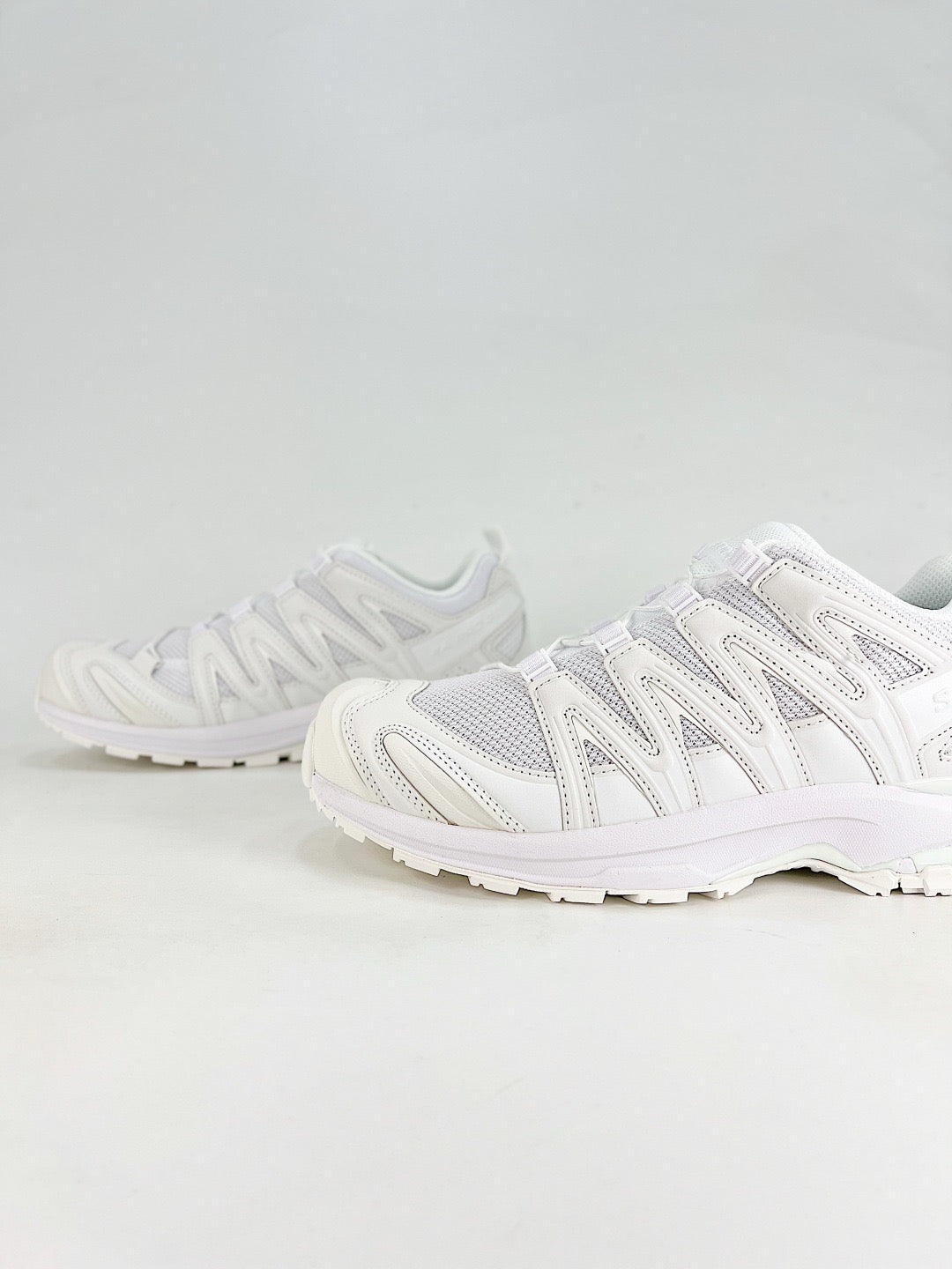Salomon XT-6 Sneaker All White Trail Running Shoes Unisex