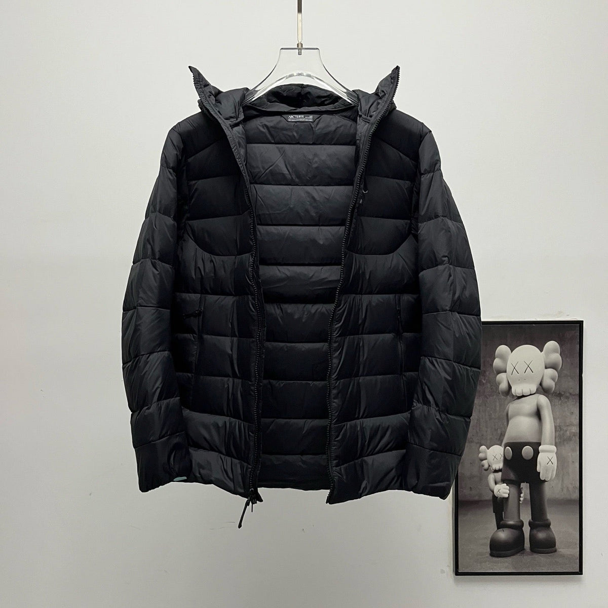 Arc'teryx Hooded Down Jacket | Winter Puffer Jacket Black