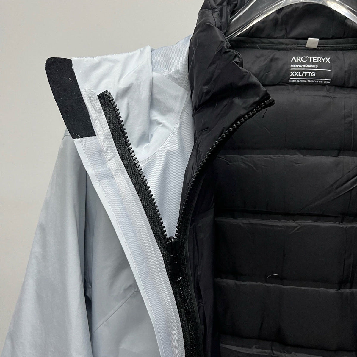 Arc'teryx 3-in-1 Hooded Down Jacket | Winter Layering System Light Blue / Black