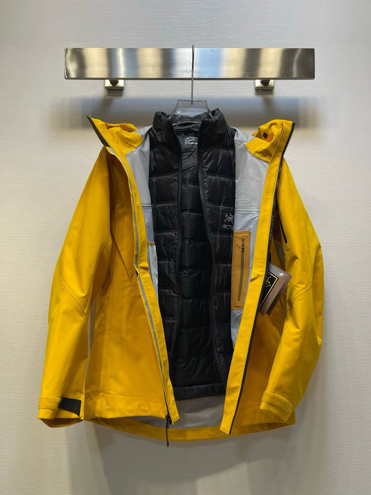 Arc'teryx 3-in-1 Hooded Down Jacket | Golden Yellow