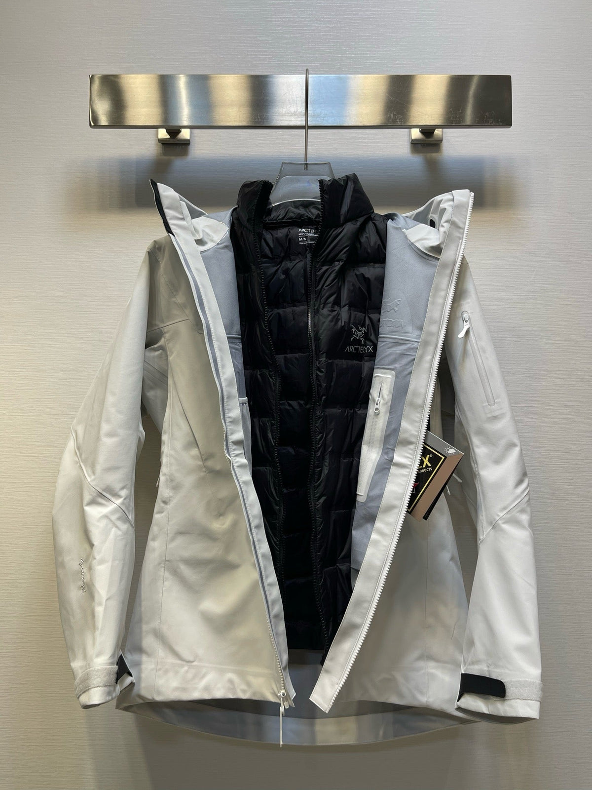 Arc'teryx 3-in-1 Hooded Down Jacket | Silver Grey